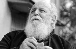 زیباترین اشعار فارسی؛ چشم انتظارترین شعر هوشنگ ابتهاج