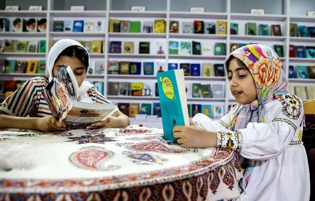 زندگی از پنجره کتاب؛ این کتاب ها را همه دختران باید بخوانند
