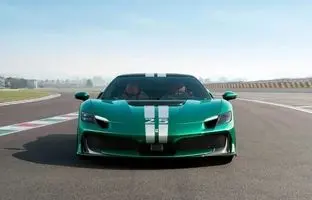 فراری ۲۹۶ اسپشیاله معرفی شد؛ یک هیولای متفاوت + تصاویر