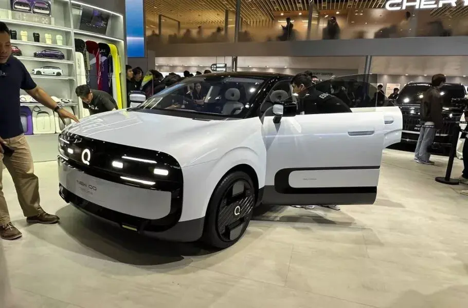 نمایش نسل جدید ام وی ام 110 با طراحی منحصر‌به‌فرد در نمایشگاه خودرو شانگهای 2025