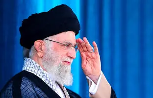 
قدیمی‌ترین عکس آیت‌الله خامنه‌ای در یک و نیم سالگی 