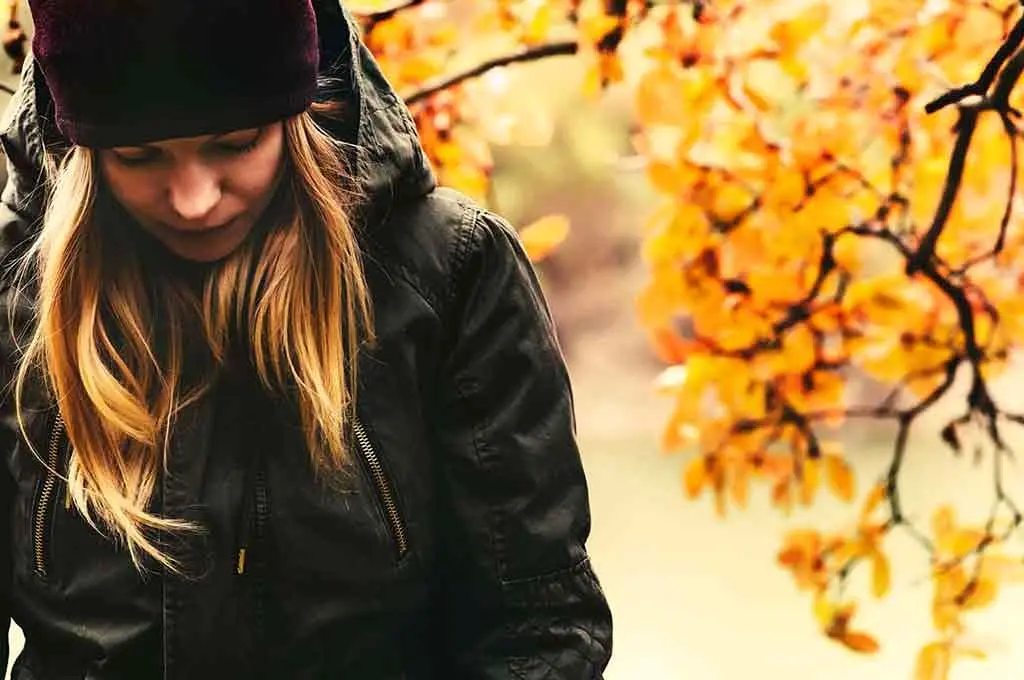 افسردگی پاییزی چیست و چگونه با آن مقابله کنیم؟