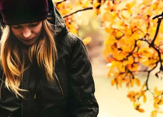 افسردگی پاییزی چیست و چگونه با آن مقابله کنیم؟