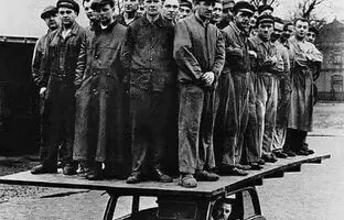 استحکام بدنه آئودی مدل 1938 + عکس