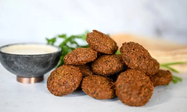  ۱۰ دقیقه‌ای فلافل درست کن / طرز تهیه فلافل ساده به روش خوزستانی 