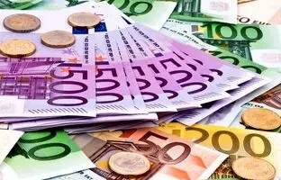 
شکست قیمت دلار آغاز شد؟؛ خریداران ربع‌سکه زیان دیدند
