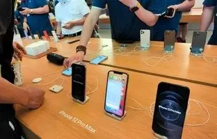 قیمت آیفون امروز چهارشنبه ۹ آبان/ آیفون 13 چند؟