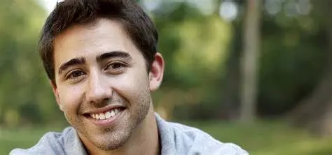 ۷ عادت روزانه افرادی که جوان‌تر از همسالان خود به نظر می‌رسند