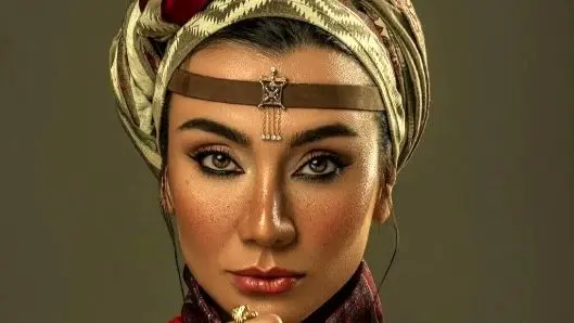 بیوگرافی خاطره حاتمی؛ زندگی شخصی و هنری و عکس های همسرش