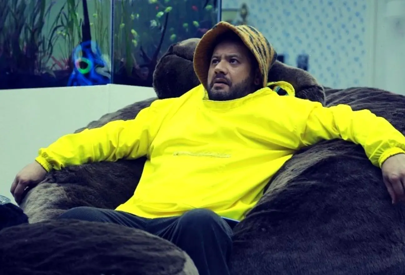 پاپاراتزی ایرانی؛ ویدیوی تکان‌دهنده از همسر سابق علی صادقی، حمله یا بازی رسانه‌ای؟