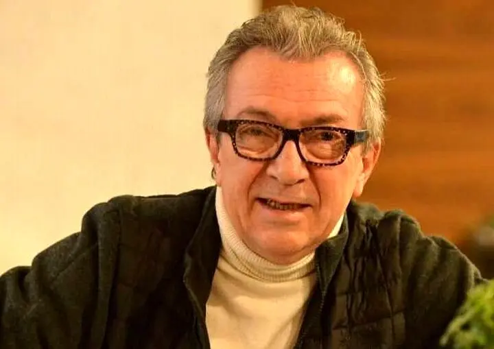 عثمان سیناو درگذشت