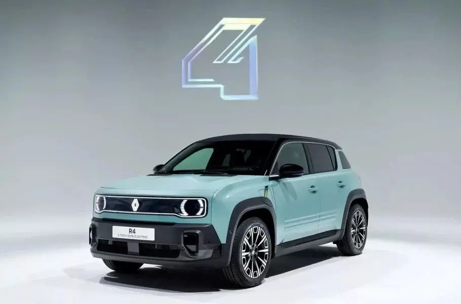 تولد دوباره رنو 4 با قوای فنی الکتریکی؛ بازگشت مدل محبوب فرانسوی