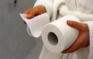 عوارض خطرناک استفاده از دستمال توالت