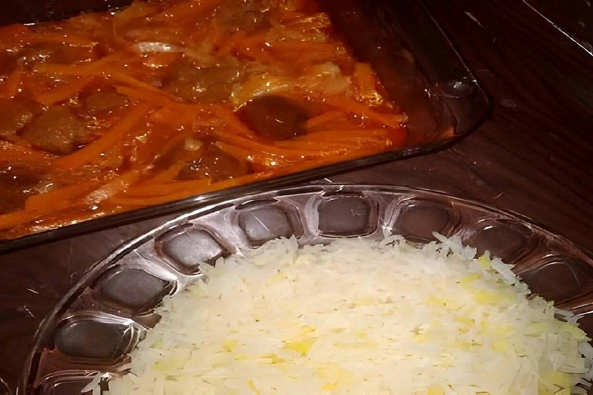 آشنایی با روش تهیه خورشت هویچ و کلم + فوت و فن