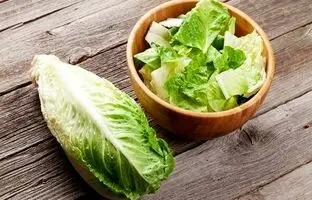 مغز کاهو را بخوریم یا دور بریزیم؟