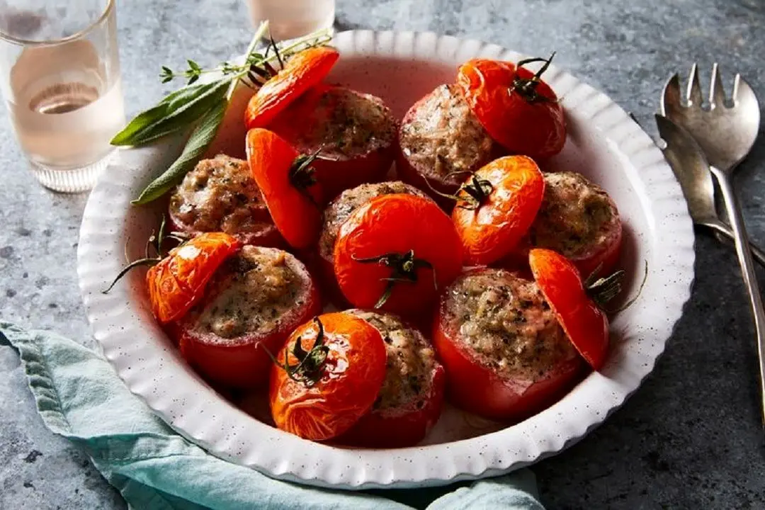 طرز تهیه 6 نوع غذای ساده با گوجه‌فرنگی + خواص آن