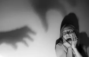 چگونه با ترس‌‌های‌مان روبه‌رو و از بند آنها خلاص شویم؟
