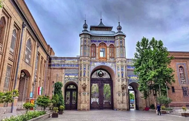 تصاویری از یادگار فرانسوی در دل تهران