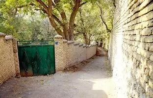 کوچه‌ ای در کن که اندرونی ناصرالدین شاه بود