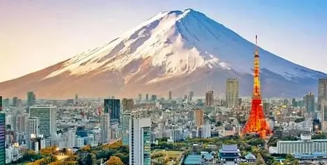 عکس هوایی از توکیو ؛ درخشش کوه فوجی 