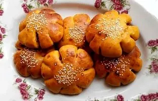 چطور با یک تنبل پر خاصیت کیک خوشمزه بپزیم؟