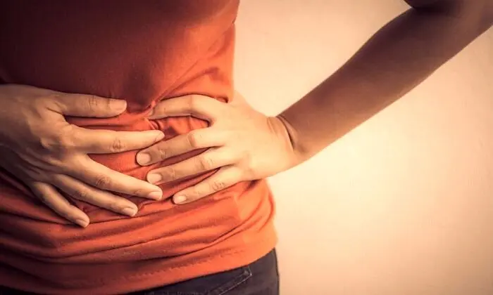 زنان این شکم‌دردها را جدی بگیرند/ چگونه دردهای نگران‌کننده را تشخیص دهیم؟