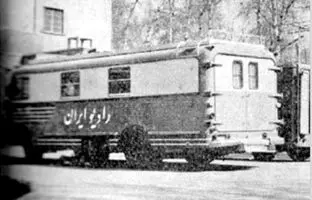 گفت‌وگو با نخستین گوینده‌ زن رادیو در ایران