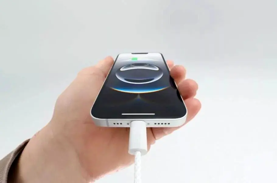 ظرفیت باتری آیفون 16e مشخص شد؛ حجیم‌تر از آیفون ۱۶