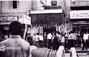 
عکس‌های تاریخی از تئاتر لاله‌زار که ۲ سال بعد از انقلاب تعطیل شد
