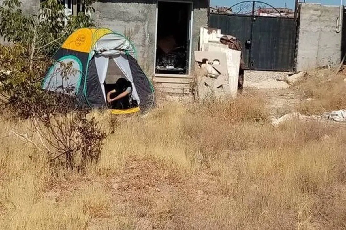 بازیگر دهه شصت هنوز هم در «چادر» زندگی می‌کند!