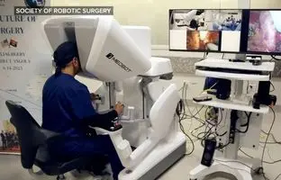 نخستین جراحی رباتیک بین‌قاره‌ای با موفقیت انجام شد؛ عمل پروستات بیمار آفریقایی از آمریکا
