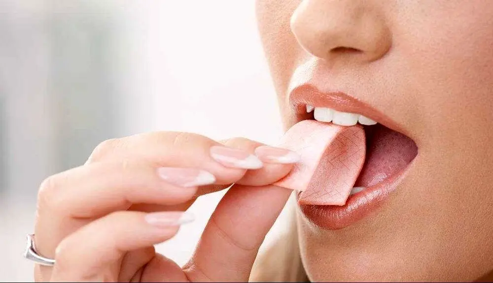 یک کشف جدید درباره مضرات آدامس