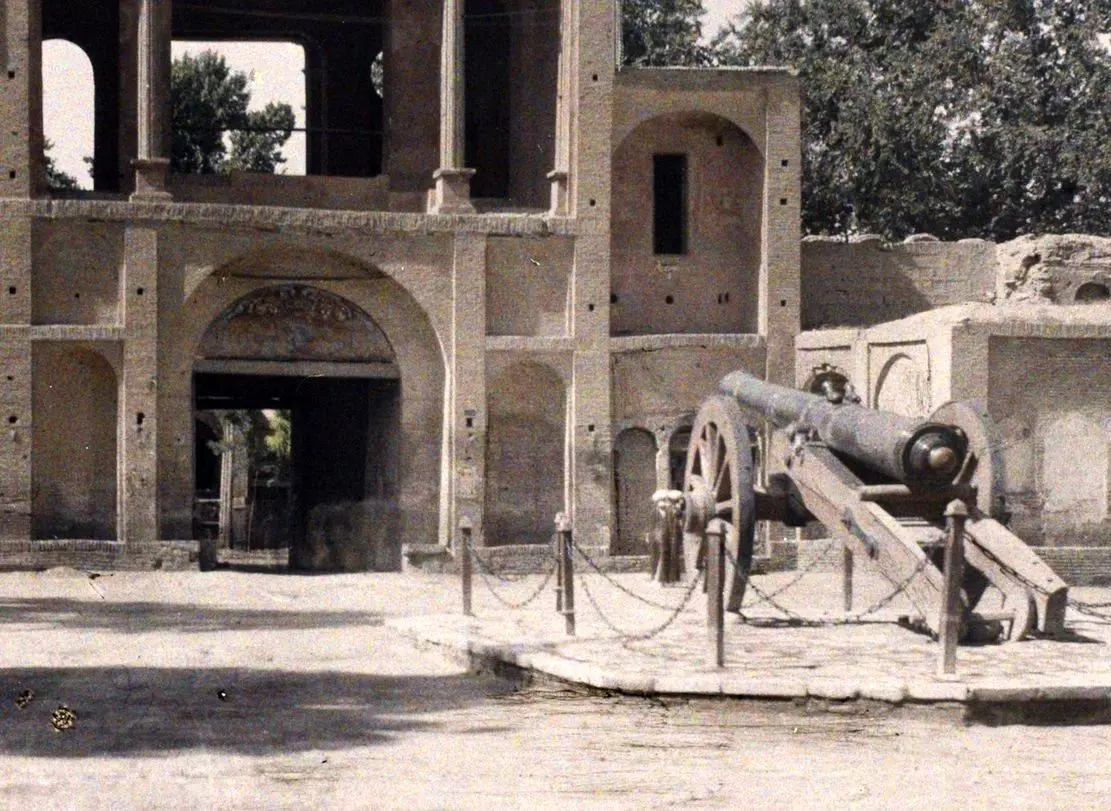  قدیمی‌ترین «عکس‌های رنگی» از میدان توپخانه تهران؛ 97 سال قبل 