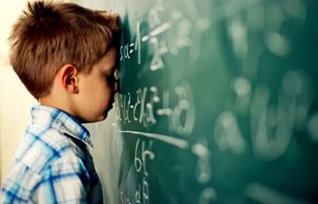 چرا کودکم در یادگیری ریاضی ضعیف است؟