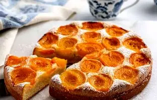  طرز تهیه کیک زردآلو؛ یک عصرانه خاص و خوشمزه 
