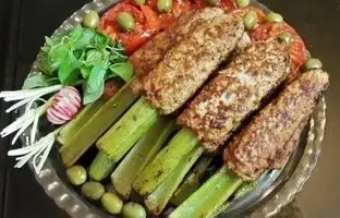 طرز تهیه کباب مرغ با کرفس (یک ناهار مجلسی با نکات)