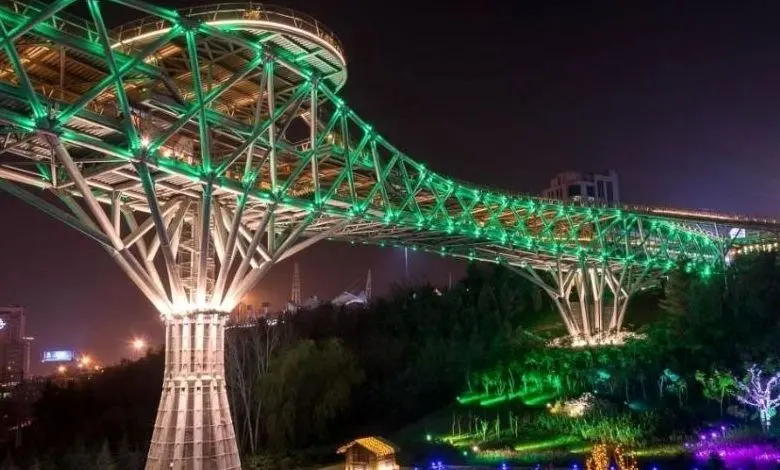 بهترین پارک‌های تهران برای شب‌نشینی: فرار از روزمرگی در دل پایتخت