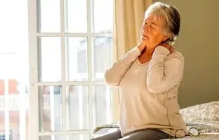 چرا ساعت طبیعی بدن در میانسالی تغییر می‌کند؟
