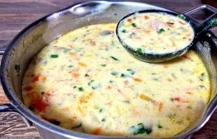 خوشمزه بپزید؛ طرز تهیه یک سوپ متفاوت نروژی با تن ماهی + ویدئو