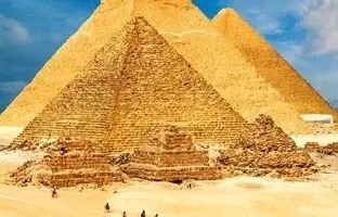  مهم‌ترین اکتشافات مصر باستان در سال 2024؛ از شمشیر فرعون تا نقاشی الاغ‌ها 