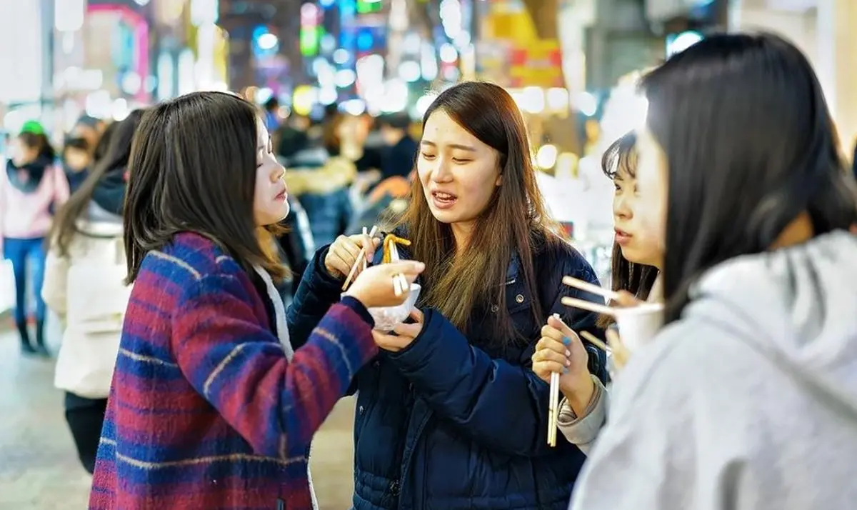 زنان کره‌ای در حال رخت شستن؛ 87 سال قبل + تصویر