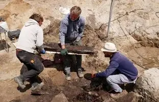  گودال کوچک آب یک «چاه 1600 ساله» از آب درآمد 