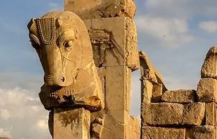 چگونه هخامنشی‌ها سنگ‌های عظیم را حمل می‌کردند؟ + ویدئو