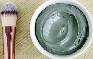 رفع جوش های تابستانی با این ماسک ساده در خانه