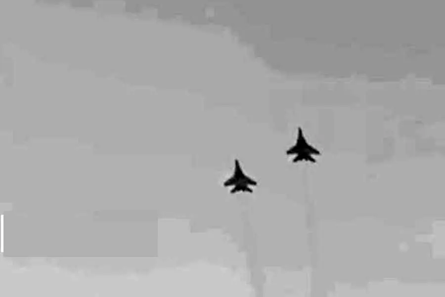 
تصاویر گشت شبانه جنگنده‌های میگ 29 ارتش بر فراز تهران + ویدئو
