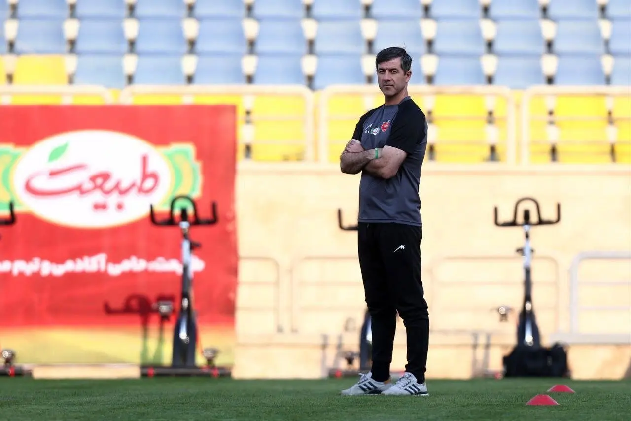 اتمام حجت کریم باقری با چند بازیکن پرسپولیس/ از من توقع نداشته باشید اگر ...