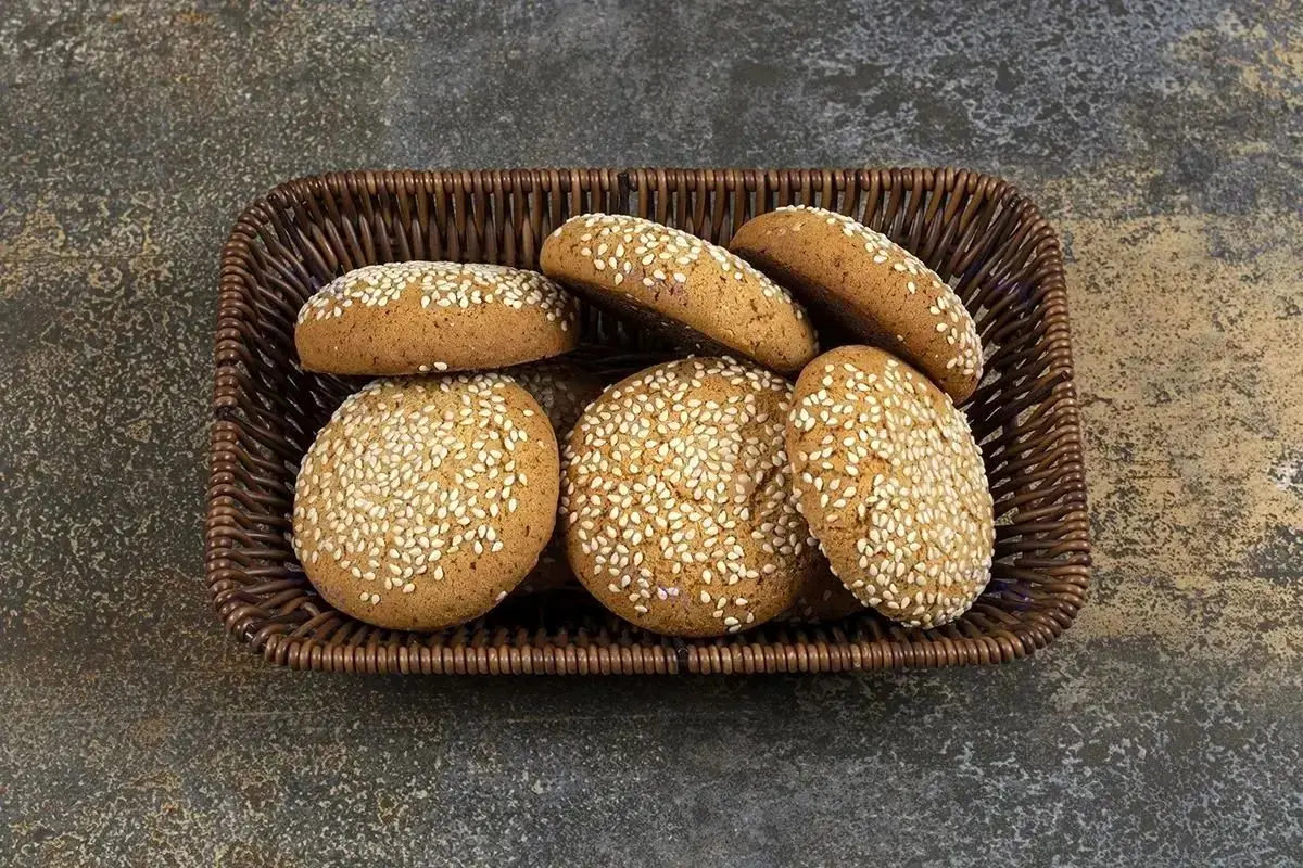 آموزش تهیه شیرینی کنجدی؛ ساده و خوشمزه برای نوروز 