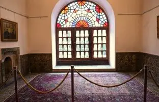 رونمایی از فرش‌های گنجینه کاخ گلستان در شمس‌العماره + ویدئو