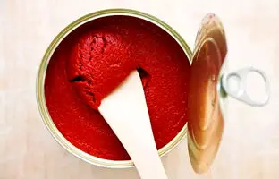 (ویدئو) چطوری از کپک زدن رب گوجه جلوگیری کنیم؟ 