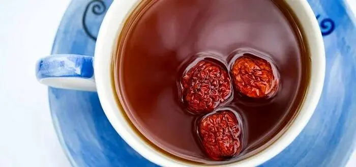 خوشمزه بپزید؛ دمنوش گل بنفشه و عناب/ دمنوش ضد سرفه آلرژیک را با این روش تهیه کنید